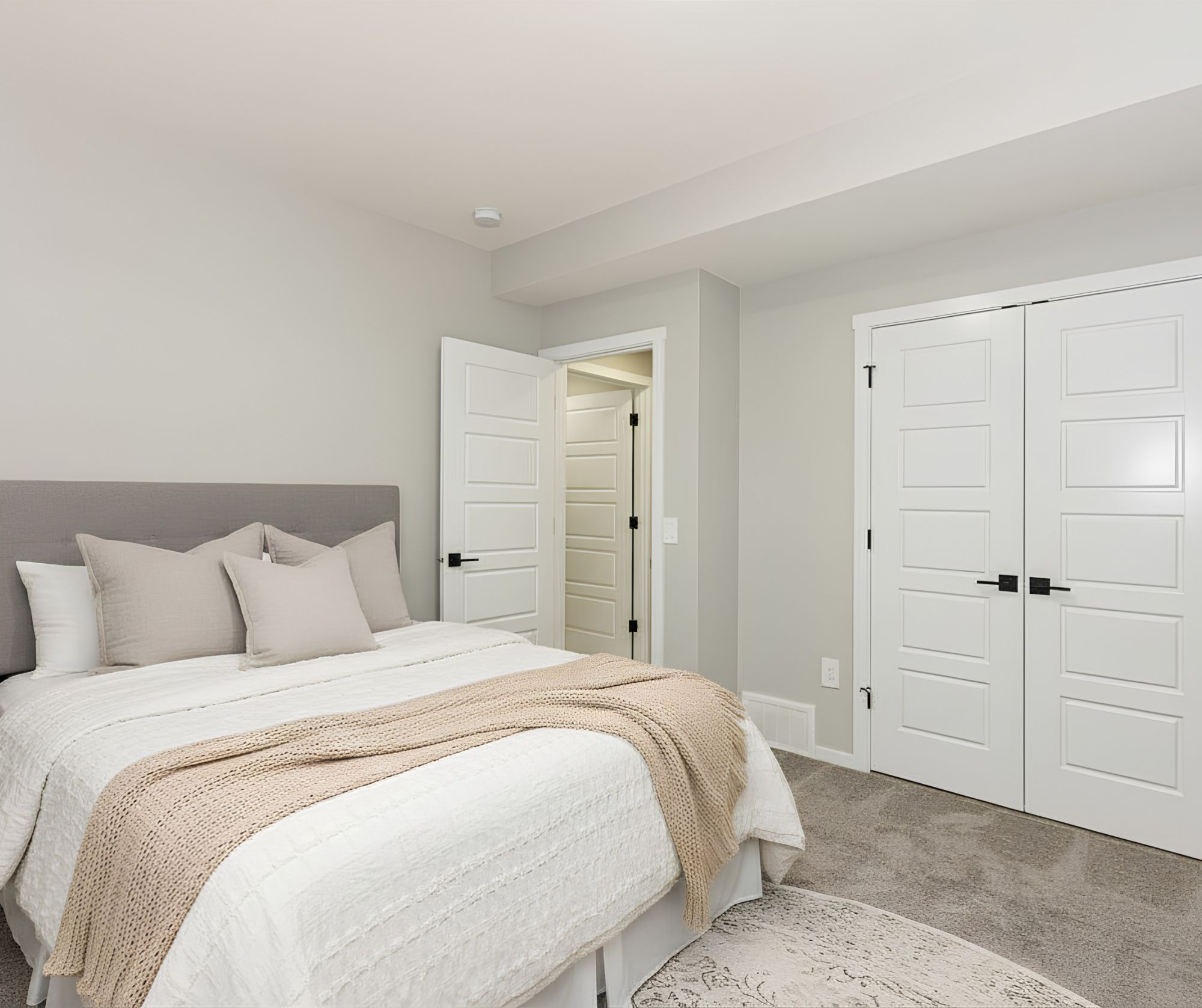 Air-Conditioned Edgemont Basement Suite with Private Entrance & In-Suite Laundry