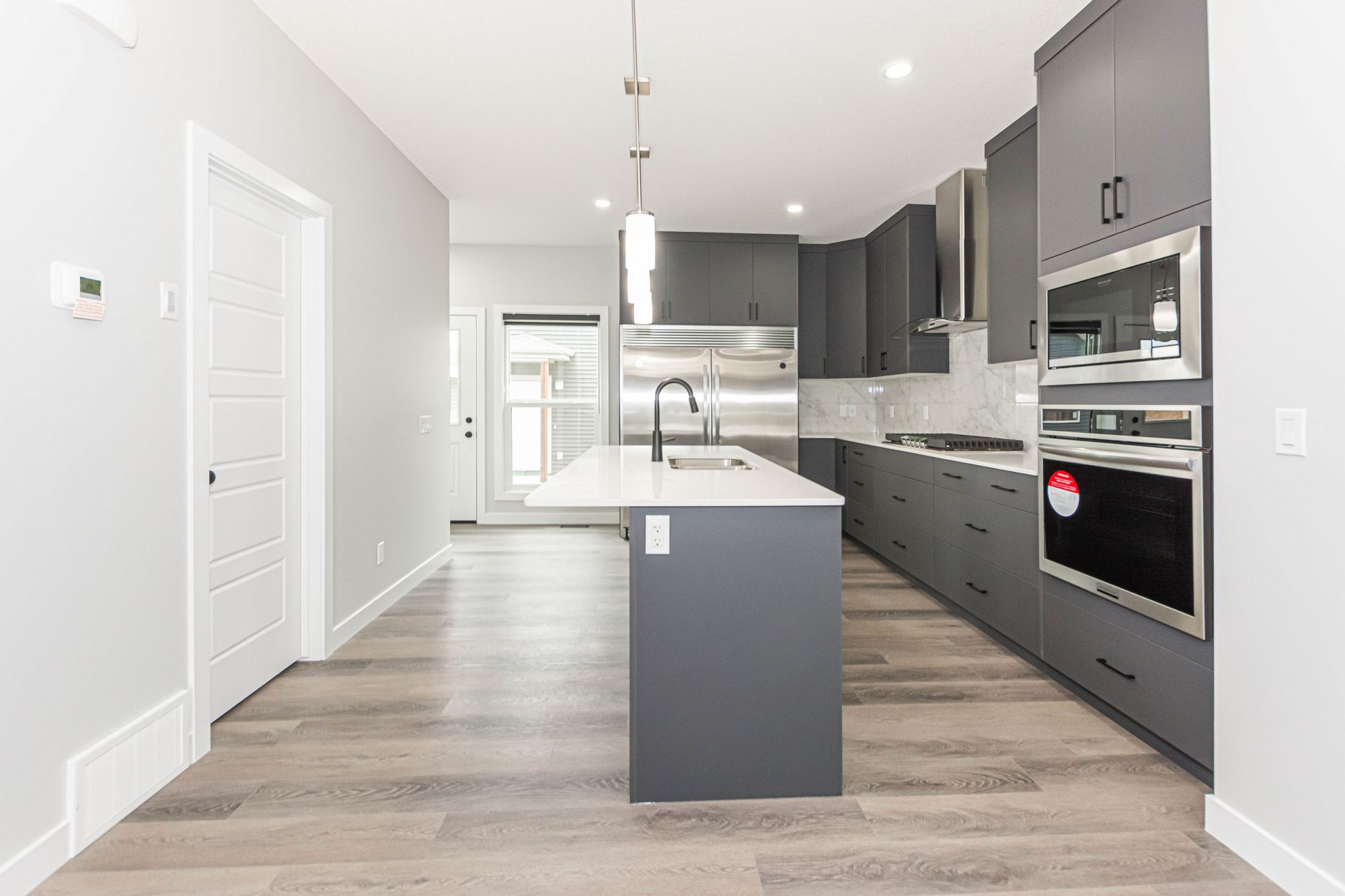 Air-conditioned 3-bedroom House with Double Garage @ Orchards